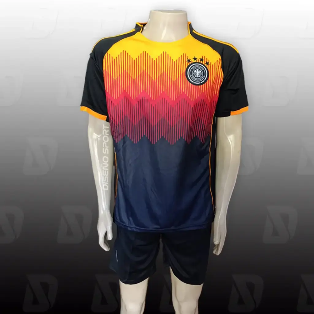 UNIFORME ALEMANIA NEGRO-NARANJA